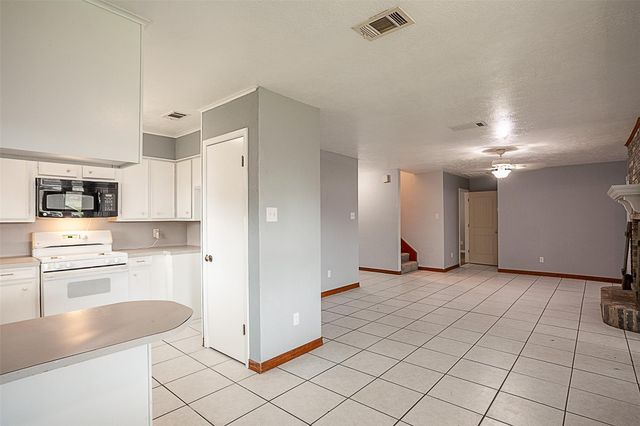 2209 Patricia Lane, Port Neches, TX 77651