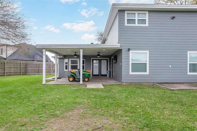 2209 Patricia Lane, Port Neches, TX 77651