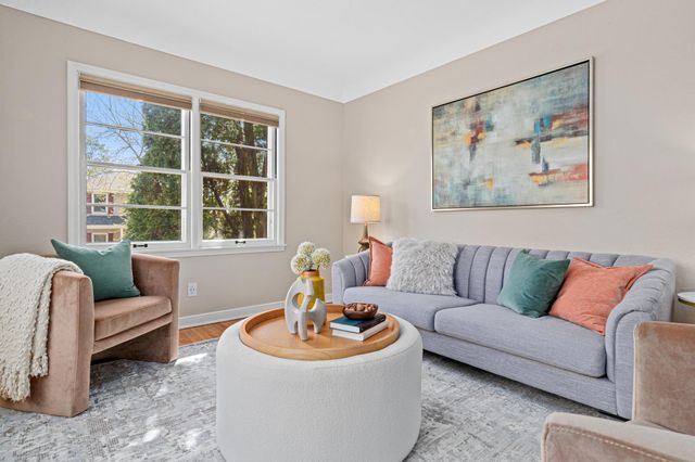 1224 Sargent Avenue, Saint Paul, MN 55105