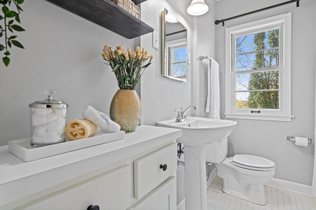 1224 Sargent Avenue, Saint Paul, MN 55105