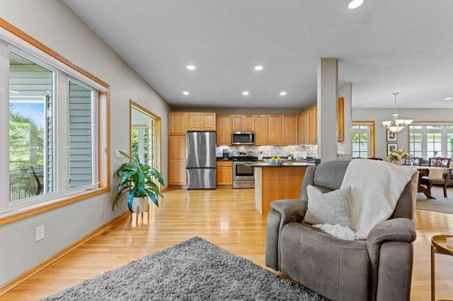 19110 Inndale Drive, Lakeville, MN 55044