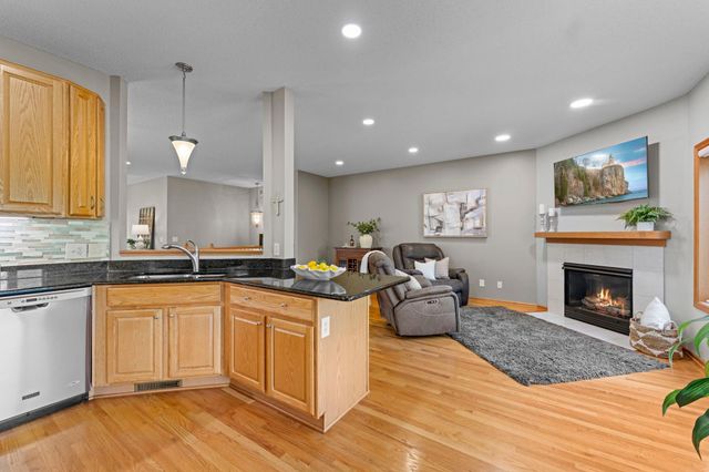 19110 Inndale Drive, Lakeville, MN 55044