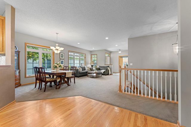 19110 Inndale Drive, Lakeville, MN 55044