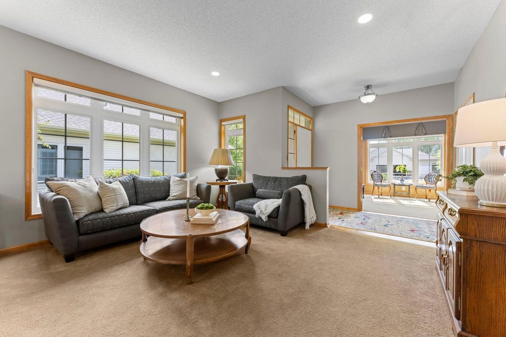 19110 Inndale Drive, Lakeville, MN 55044 — photo 3