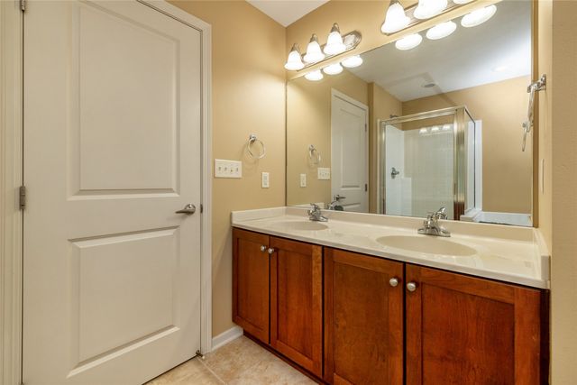 1690 SE Bell Drive, Waukee, IA 50263