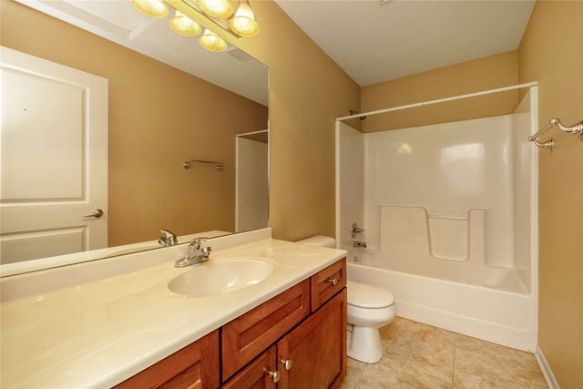 1690 SE Bell Drive, Waukee, IA 50263