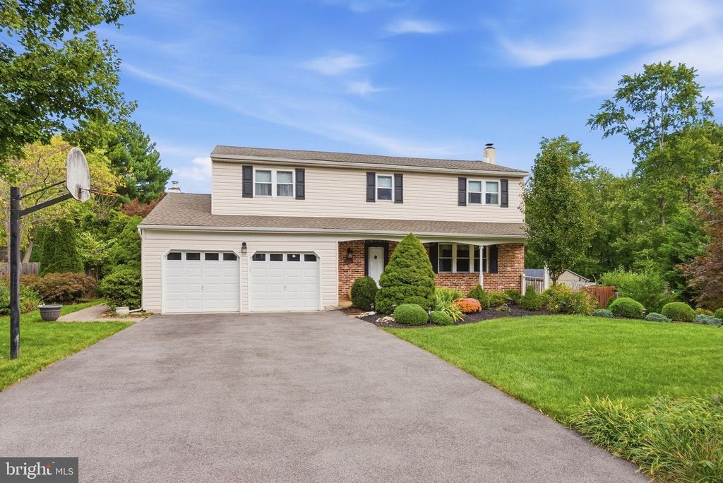 2120 REBECCA DR, Hatfield, PA 19440 — photo 2