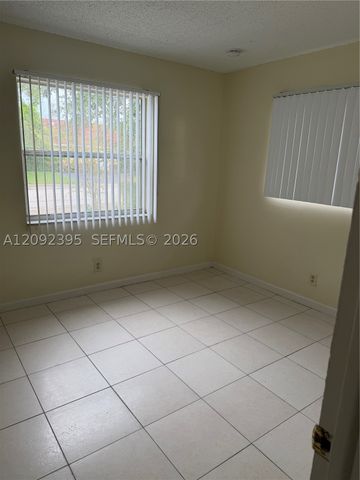 7800 NW 44th Ct 1-3, Coral Springs, FL 33065