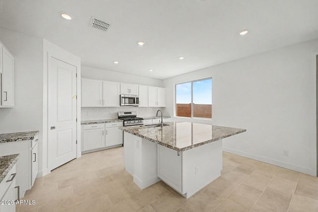 2853 E Mecklenburg Way, San Tan Valley, AZ 85143