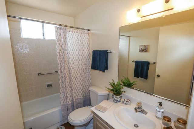517 Vivienne Drive, Watsonville, CA 95076
