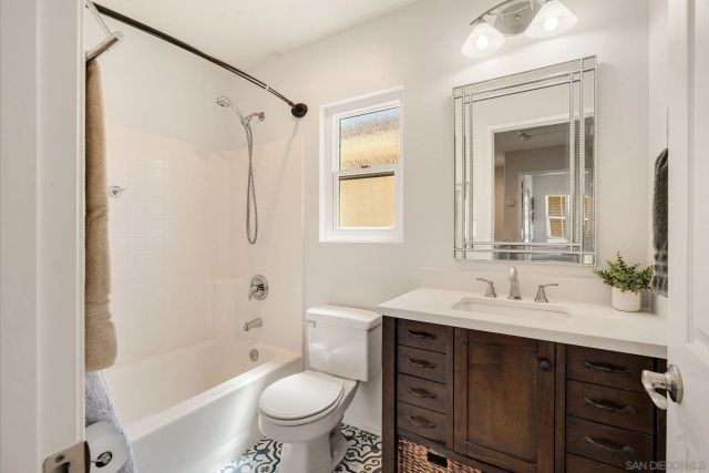 146 Adelia, Oceanside, CA 92057