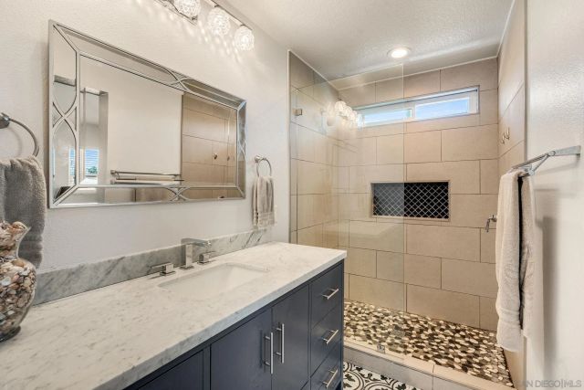 146 Adelia, Oceanside, CA 92057