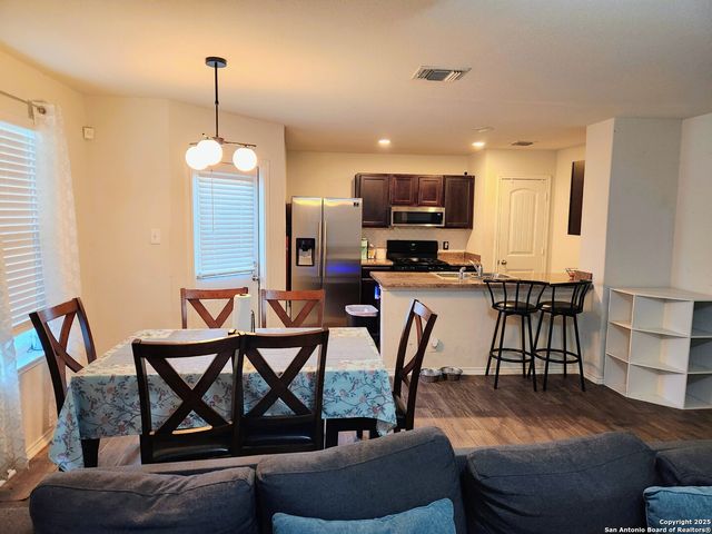 6420 Legato Curve, San Antonio, TX 78252