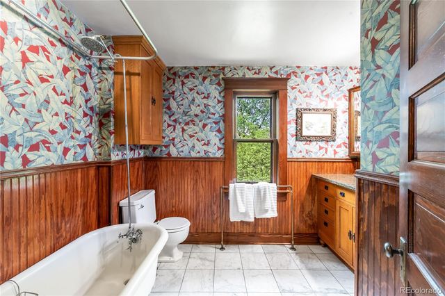 2716 N Vine Street, Denver, CO 80205