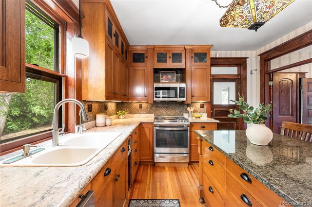 2716 N Vine Street, Denver, CO 80205