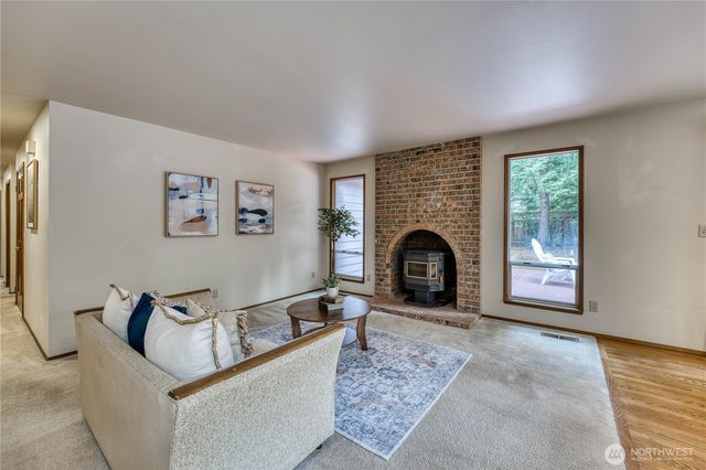 4860 NW Hosman Circle, Silverdale, WA 98383