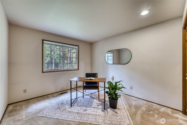 4860 NW Hosman Circle, Silverdale, WA 98383