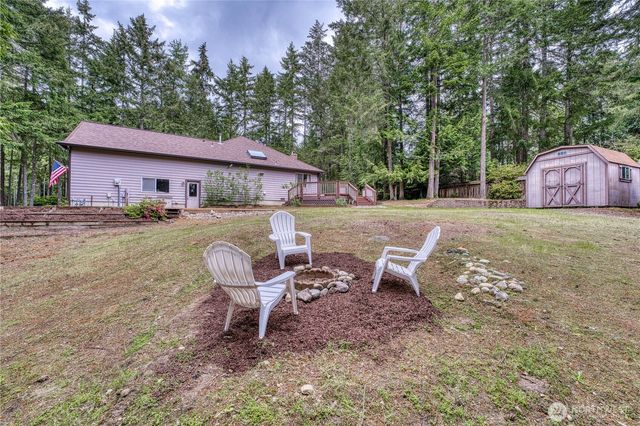 4860 NW Hosman Circle, Silverdale, WA 98383