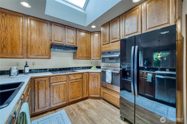 4860 NW Hosman Circle, Silverdale, WA 98383