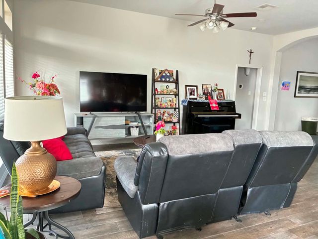 23802 Via Viale Drive, Richmond, TX 77406