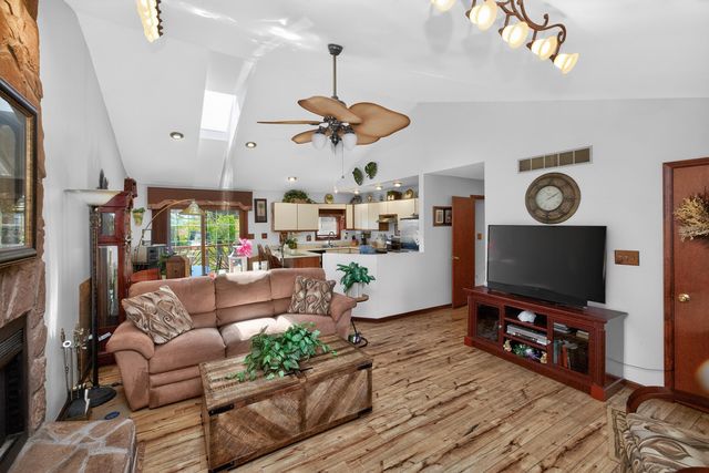 424 Woodcrest Place, Lexington, KY 40517