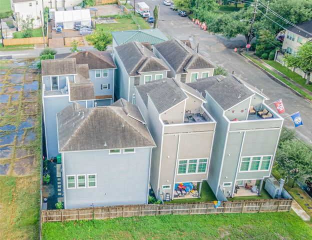 3009 Bell Street B, Houston, TX 77003