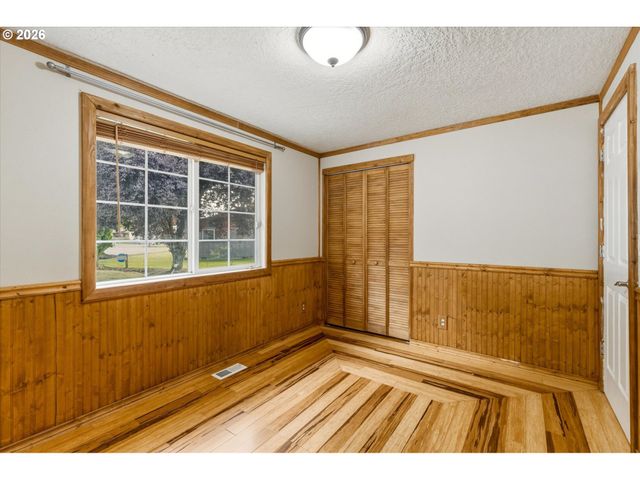 3273 TORI Ln, Longview, WA 98632