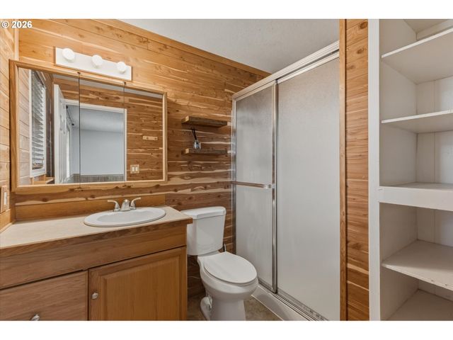 3273 TORI Ln, Longview, WA 98632