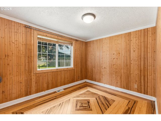 3273 TORI Ln, Longview, WA 98632