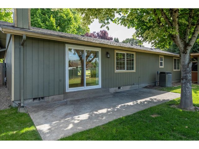 3273 TORI Ln, Longview, WA 98632