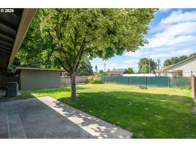 3273 TORI Ln, Longview, WA 98632