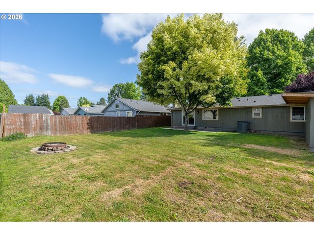 3273 TORI Ln, Longview, WA 98632