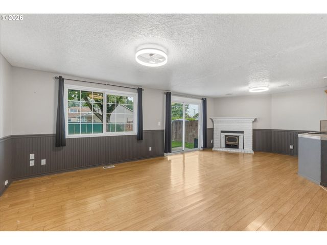 3273 TORI Ln, Longview, WA 98632