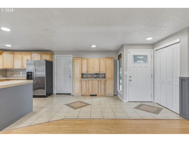 3273 TORI Ln, Longview, WA 98632
