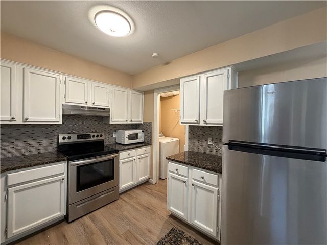 4226 Walnut Hills 4, Corpus Christi, TX 78413