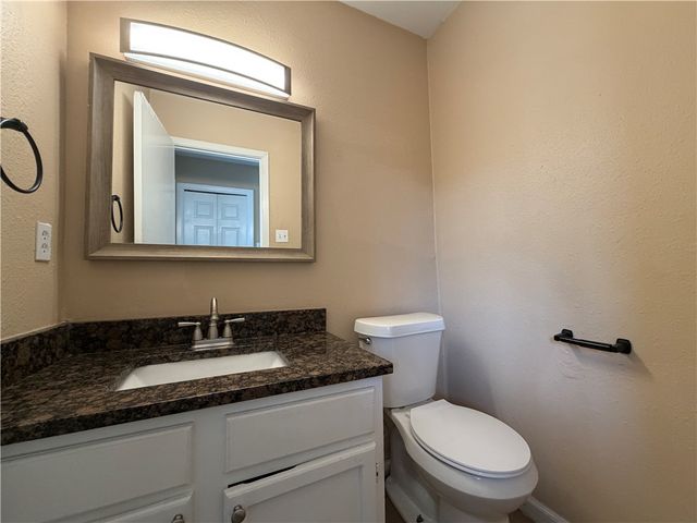 4226 Walnut Hills 4, Corpus Christi, TX 78413