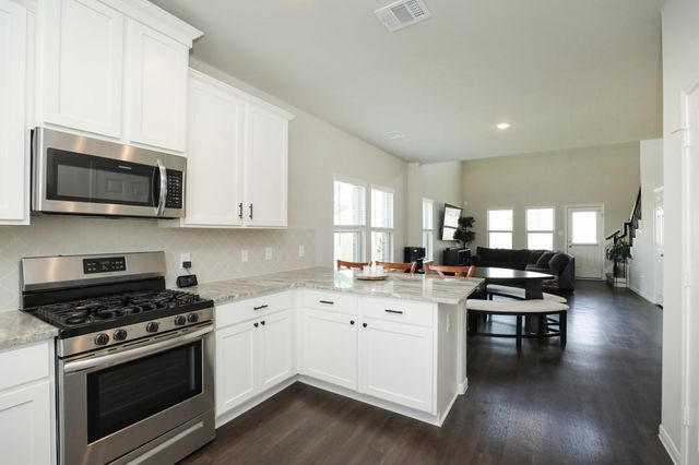 2401 Sequoia Grove Drive, Rosharon, TX 77583