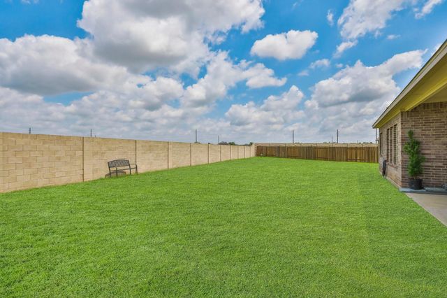 2401 Sequoia Grove Drive, Rosharon, TX 77583