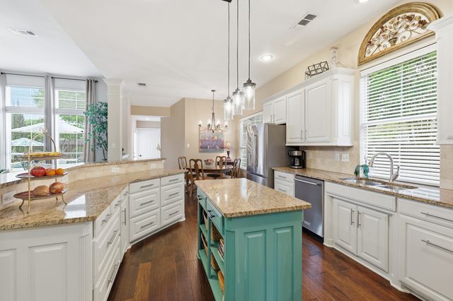 6021 Winter Park Drive, North Richland Hills, TX 76180