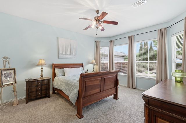 6021 Winter Park Drive, North Richland Hills, TX 76180