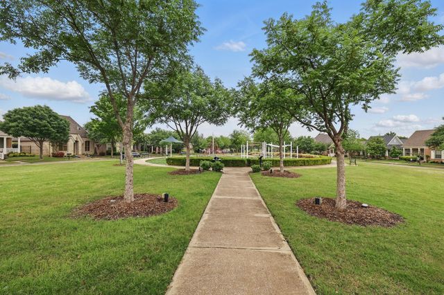 6021 Winter Park Drive, North Richland Hills, TX 76180