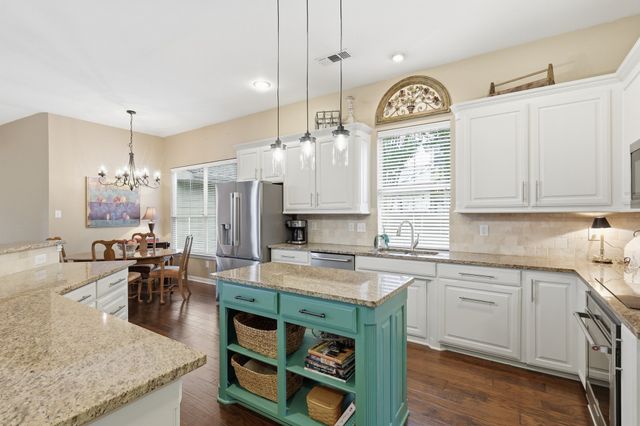 6021 Winter Park Drive, North Richland Hills, TX 76180