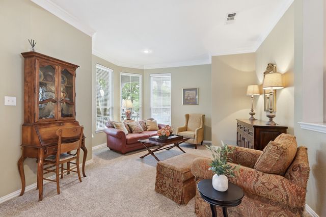 6021 Winter Park Drive, North Richland Hills, TX 76180