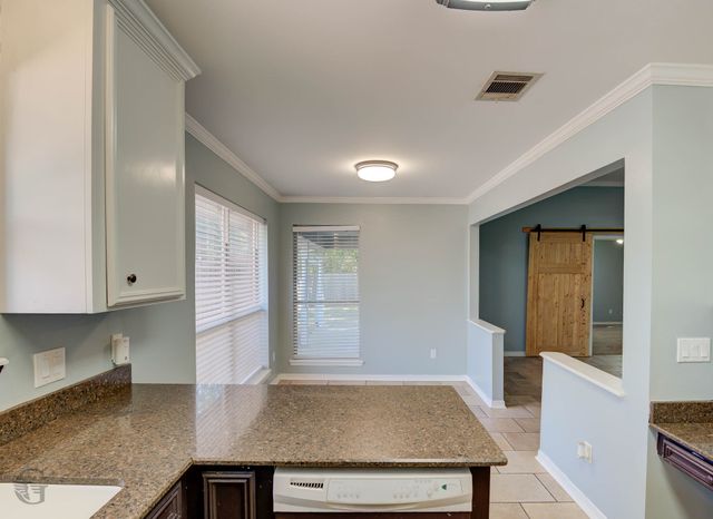 4951 Beechwood Hills Drive, Shreveport, LA 71107