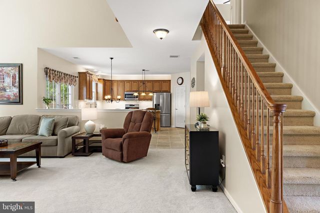 125 KENSINGTON DR, Galloway, NJ 08205