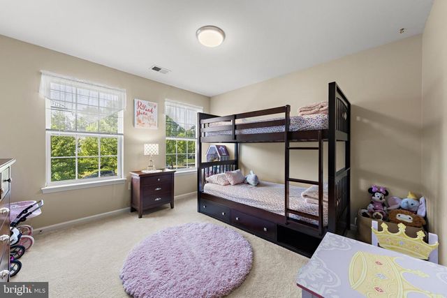 125 KENSINGTON DR, Galloway, NJ 08205