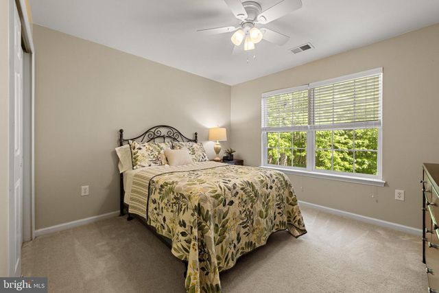 125 KENSINGTON DR, Galloway, NJ 08205
