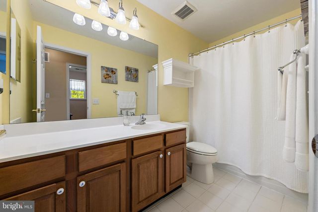 125 KENSINGTON DR, Galloway, NJ 08205