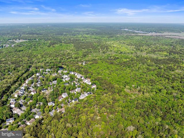 125 KENSINGTON DR, Galloway, NJ 08205