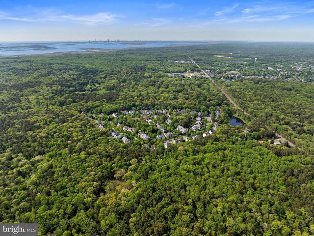 125 KENSINGTON DR, Galloway, NJ 08205